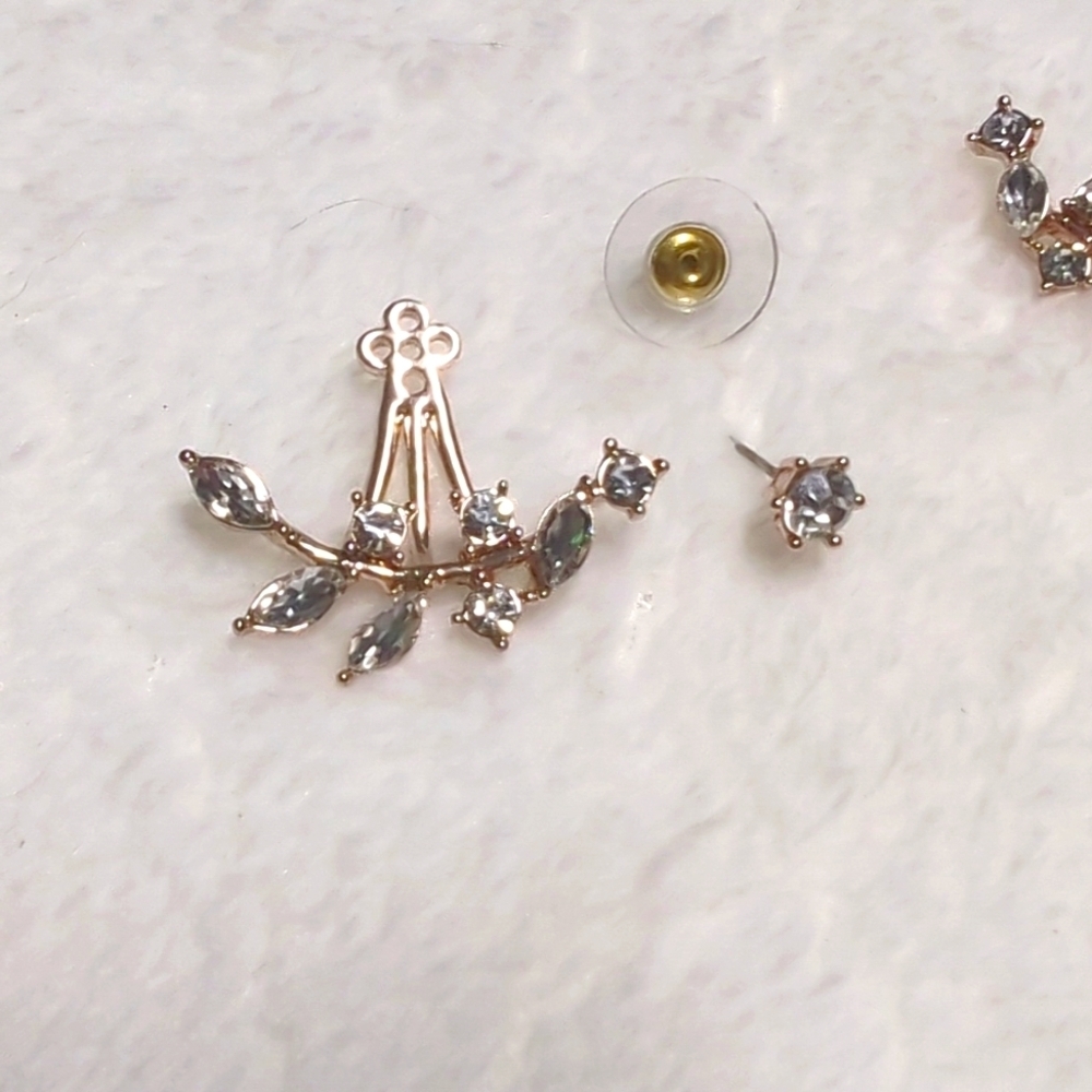 Elegant Rose Goldtone & Clear Crystal Pierced Earrings - Picture 5 of 9